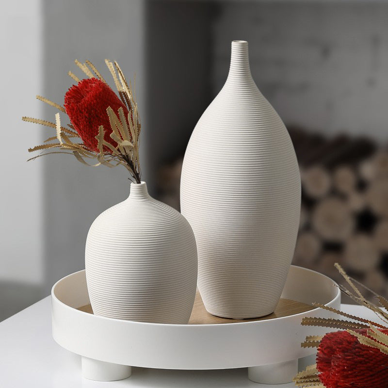 Creative White Ceramic Vase Decoration!