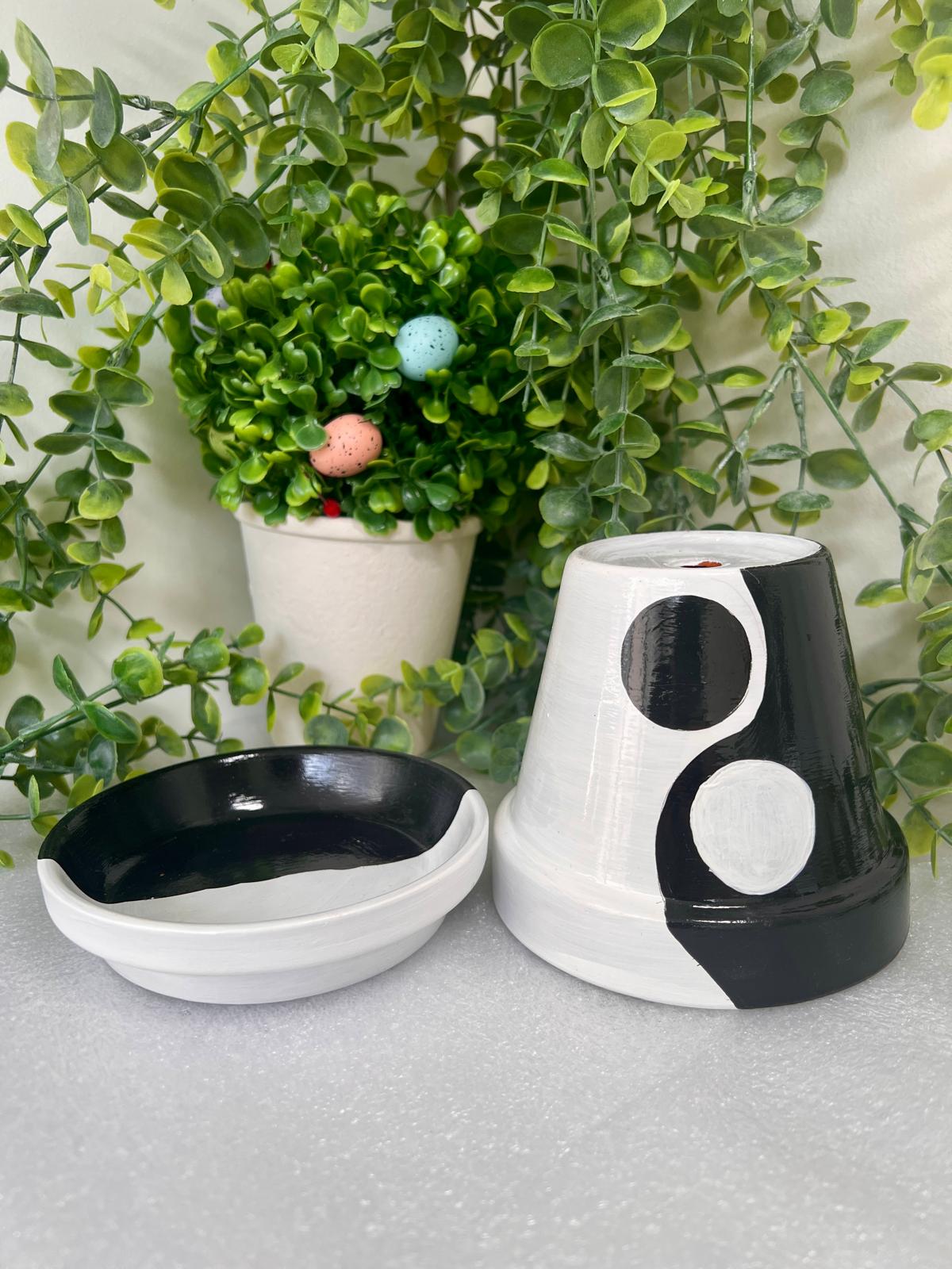 Yin & Yang Ceramic Flowerpots!